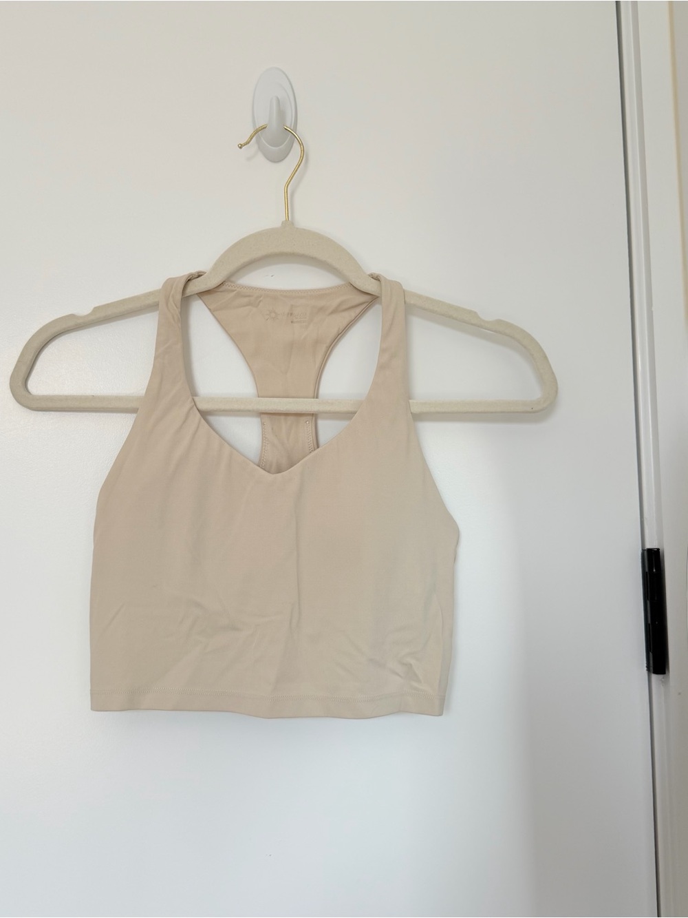2-PC✌🏼 Offline by Aerie Racerback Sports Bra + 5” Pocket Bike Shorts in Soft Oat - Picture 2 of 4